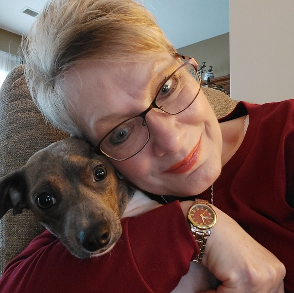 Meet your Posher, Deb - Picture 2 of 2